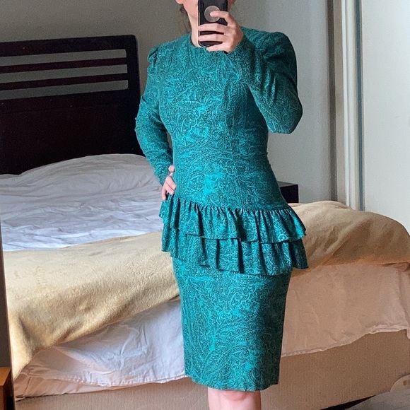 Vintage Dress - Picture 9 of 13